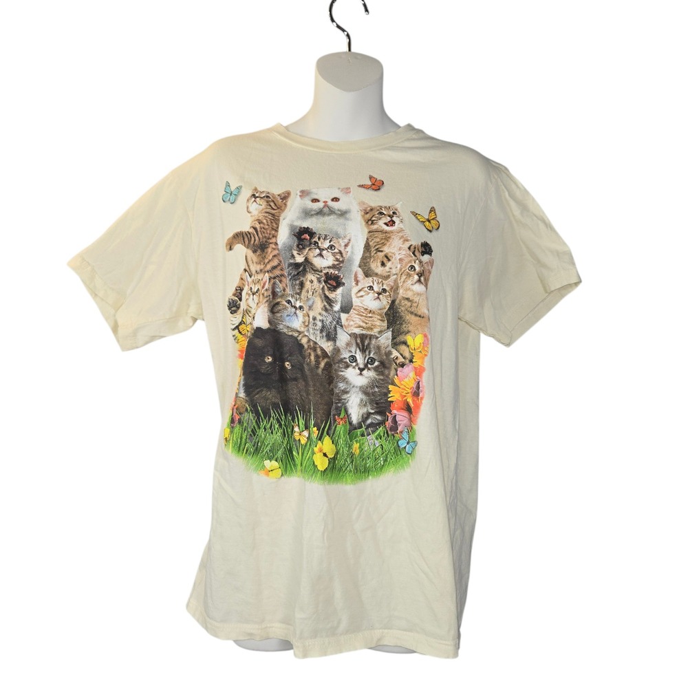 Mad Engine Kitten Graphic Tee Unisex Medium Cream Cat Butterfly Animal T-Shirt‎
